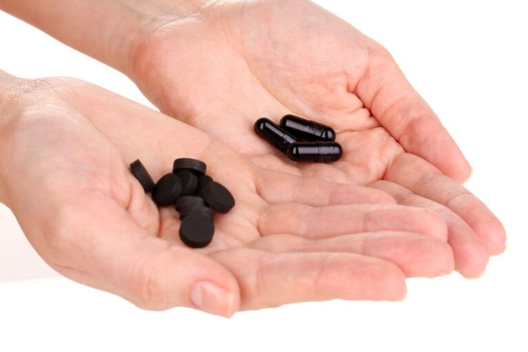 Actieve kool voor gewichtsverlies in tabletten en capsules