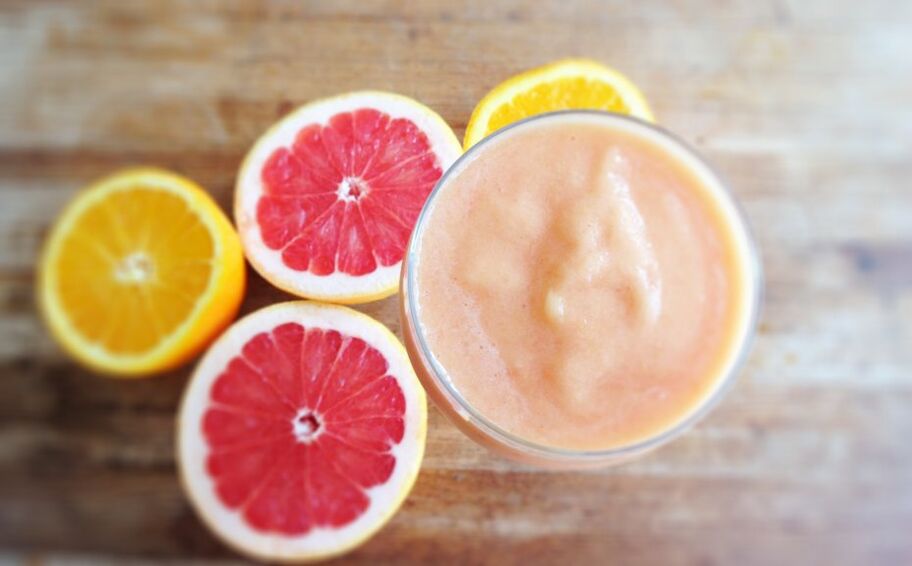 smoothie van grapefruit en sinaasappel om af te vallen